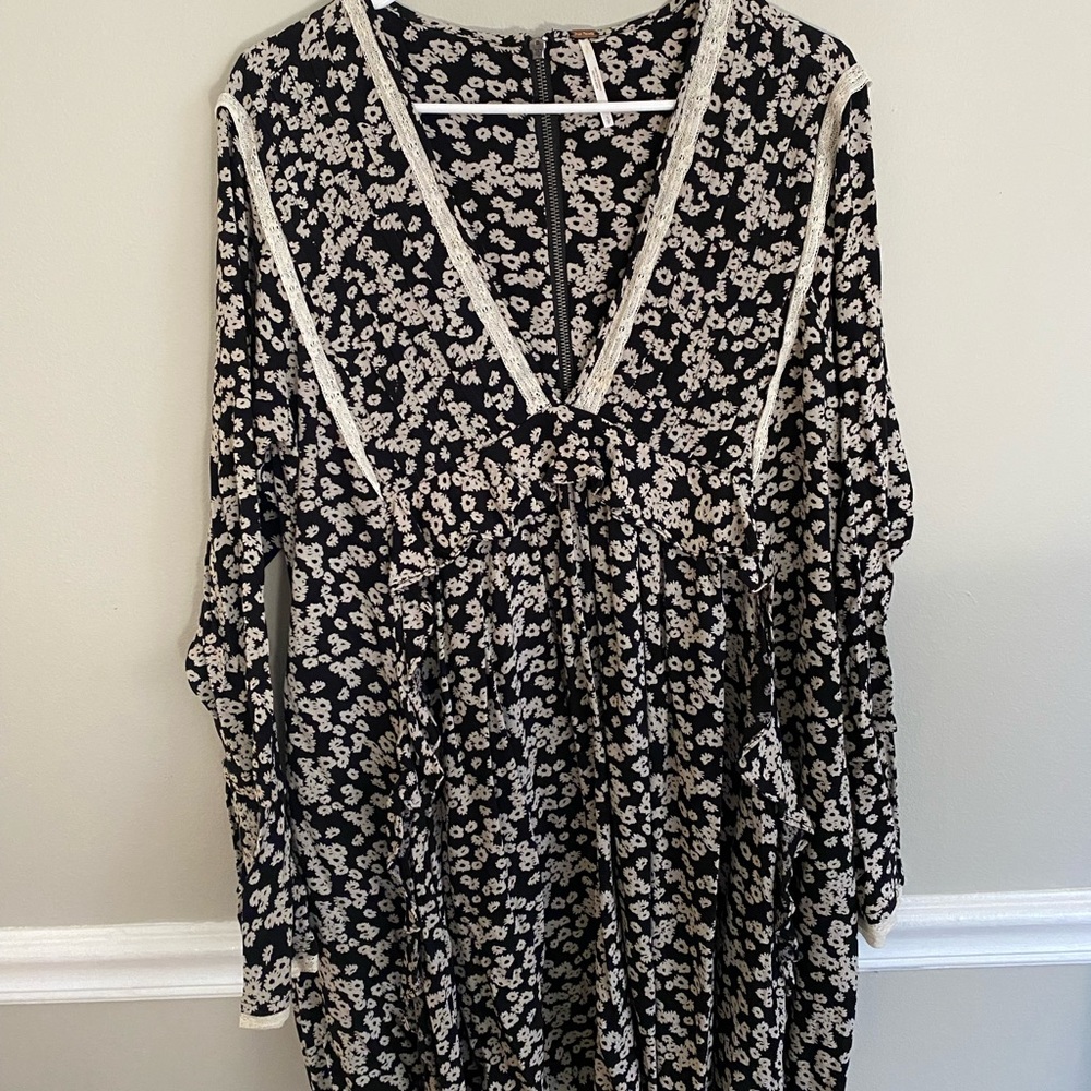 Free People- floral, ruffle long sleeve dress